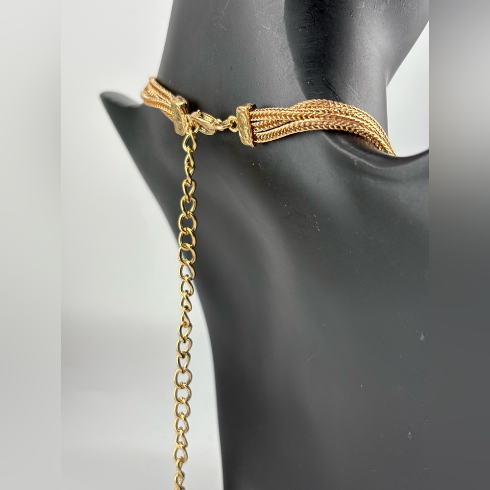 Lavender Flower Statement Necklace with Gold Chain ✨ - Picture 8 of 8